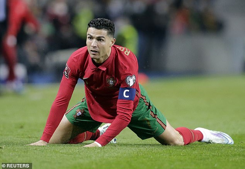 Bồ Đào Nha và Ba Lan giành vé dự World Cup 2022 - 4 Bồ Đào Nha và Ba Lan giành vé dự World Cup 2022 - 4