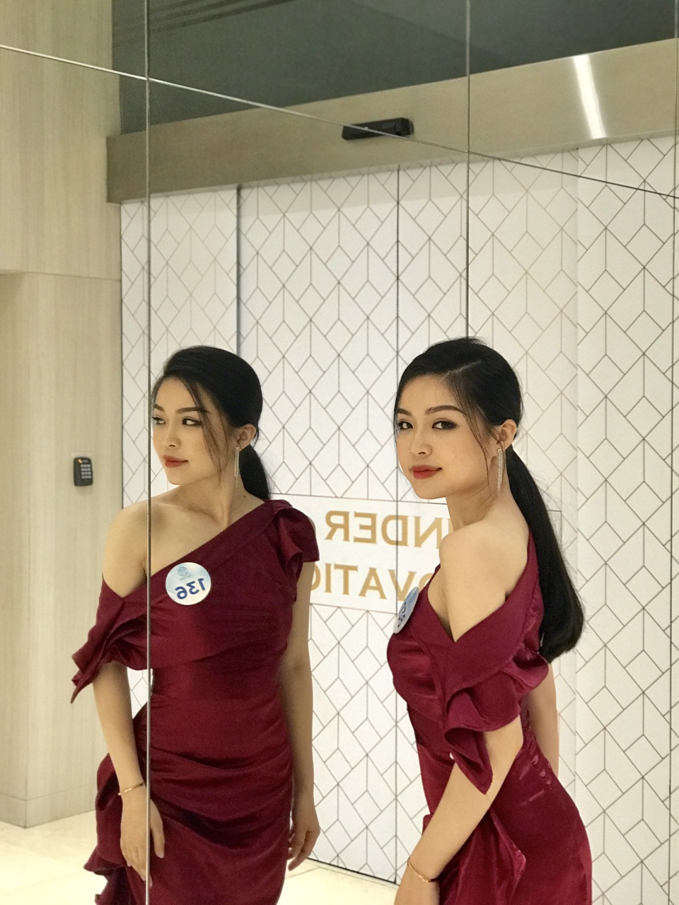 Ngắm vẻ đẹp nữ sinh ngành báo chí từng dự thi tài sắc Việt Nam - 2 Ngắm vẻ đẹp nữ sinh ngành báo chí từng dự thi tài sắc Việt Nam - 2