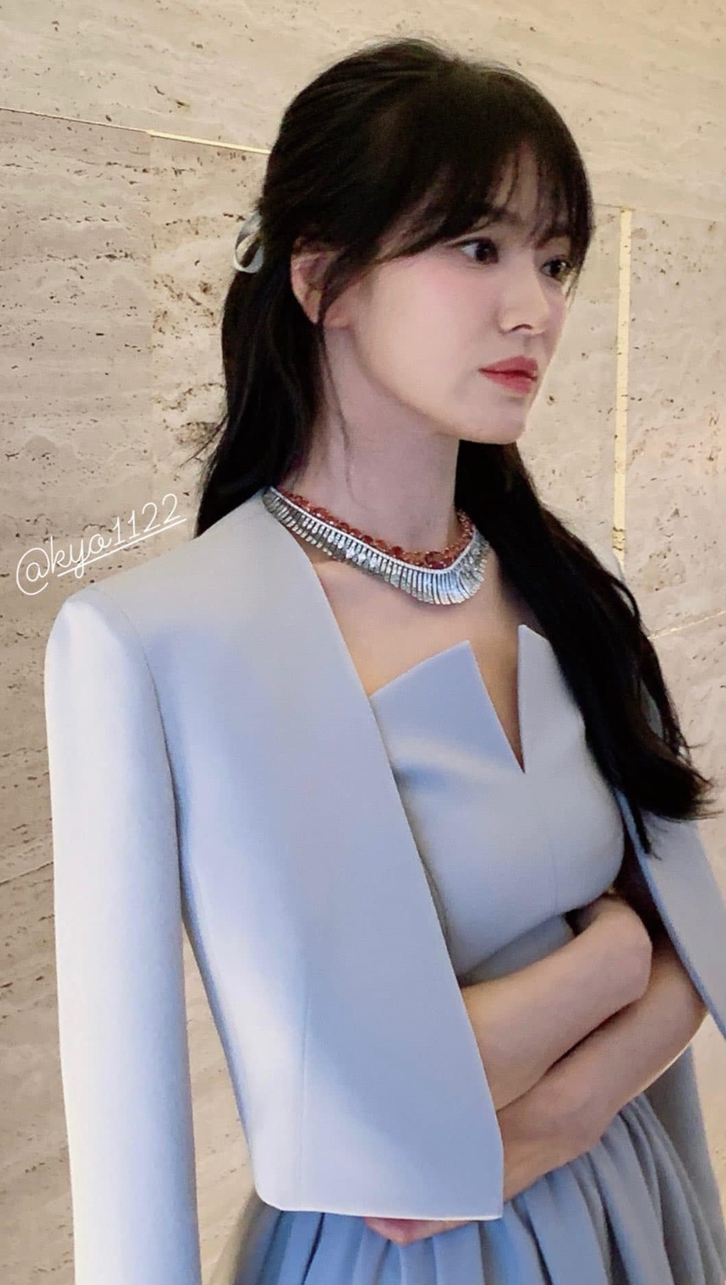 Song Hye Kyo xinh như công chúa với tạo hình mới, sắp đối đầu chồng cũ - 2 Song Hye Kyo xinh như công chúa với tạo hình mới, sắp đối đầu chồng cũ - 2