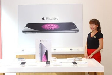 Apple khai tử các phiên bản iPhone màu vàng, thị trường sẽ loạn?