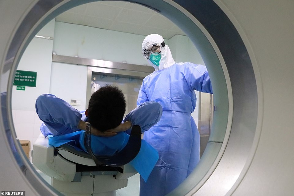 Bên trong bệnh viện dã chiến “thần tốc” đối phó virus corona tại Trung Quốc - 10 Bên trong bệnh viện dã chiến “thần tốc” đối phó virus corona tại Trung Quốc - 10
