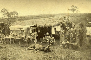 Hình hiếm về cảnh săn bắn ở Đông Dương thời Pháp thuộc