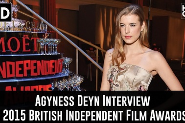 Agyness Deyn xinh đẹp trên thảm đỏ