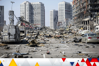 Ukraine gặp khó khi đồng minh chủ chốt dừng viện trợ quân sự