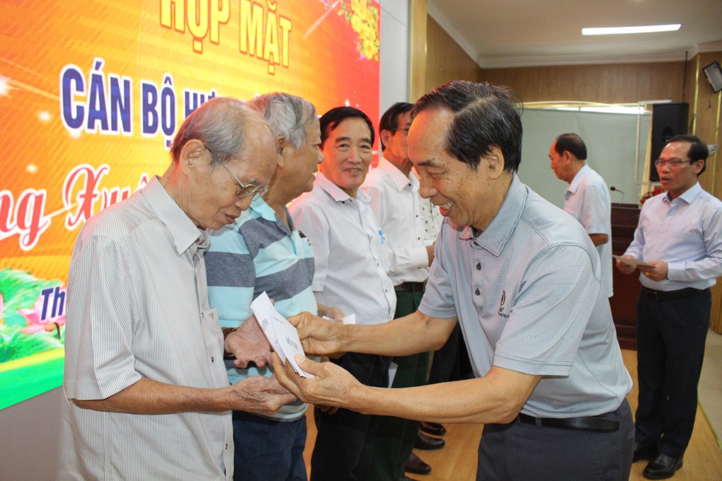Nguyên Thứ trưởng nguy-thu-truong