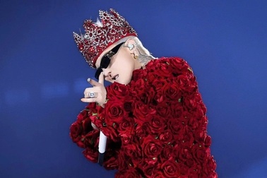 Khán giả quốc tế sốc trước 2 đêm diễn "cháy" của G-Dragon tại Việt Nam