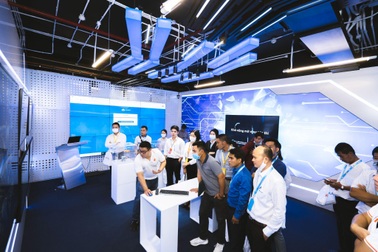 "Ông lớn" công nghệ kiếm đậm từ dịch vụ đám mây