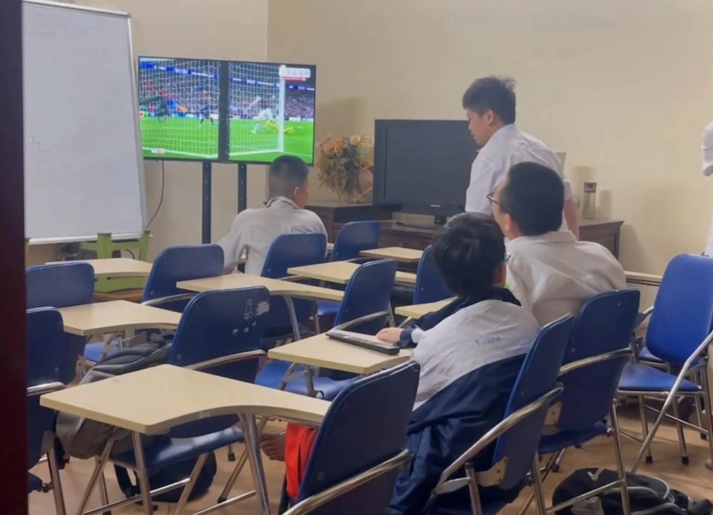 Giáo viên có thể bị phạt 20 triệu đồng nếu dạy thêm sai quy định - 1 Giáo viên có thể bị phạt 20 triệu đồng nếu dạy thêm sai quy định - 1