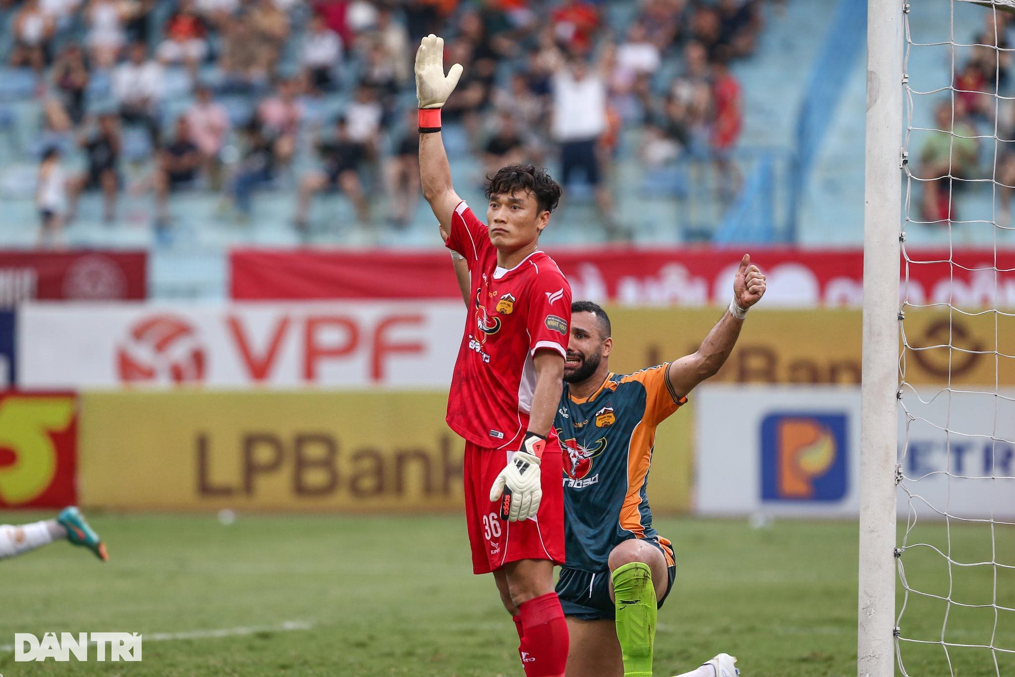 View - HAGL thua đậm CLB Công an Hà Nội, Hà Nội FC thắng Hải Phòng | Báo Dân trí