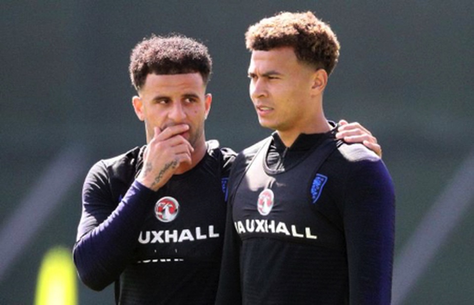 Xem thường đại dịch, Dele Alli liên tiếp tiệc tùng cùng bạn gái xinh đẹp - 3 Xem thường đại dịch, Dele Alli liên tiếp tiệc tùng cùng bạn gái xinh đẹp - 3
