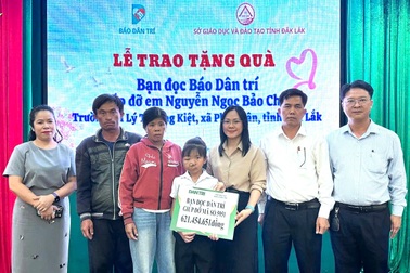 Hơn 660 triệu đồng do bạn đọc giúp đỡ, bé gái 10 tuổi có cơ hội phẫu thuật