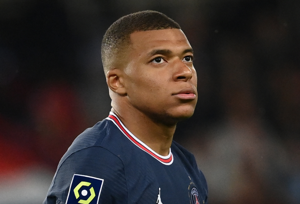 PSG liên tiếp đưa ra đòn trừng phạt với Kylian Mbappe - 1 PSG liên tiếp đưa ra đòn trừng phạt với Kylian Mbappe - 1