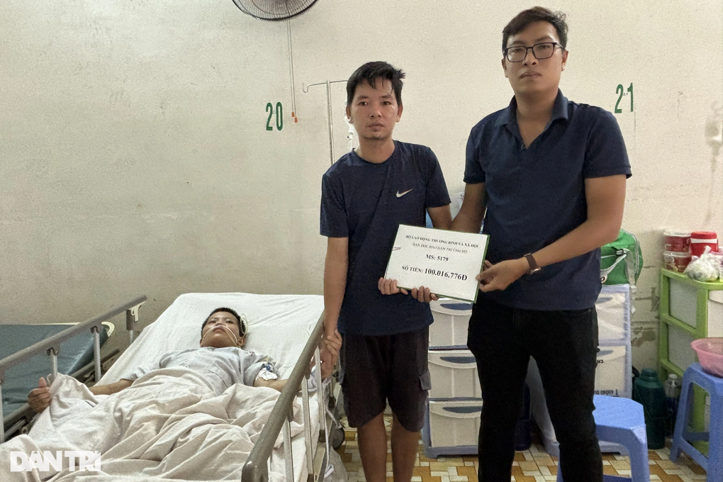 Người phụ nữ bị co giật được bạn đọc giúp đỡ đã xuất viện - 2 Người phụ nữ bị co giật được bạn đọc giúp đỡ đã xuất viện - 2