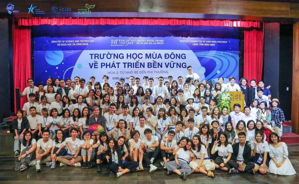 Từ nhỏ bé đến phi thường- kết nối khoa học, lan tỏa điều tử tế - 8