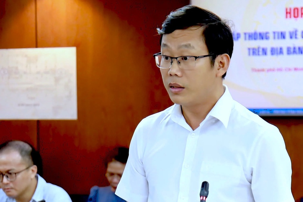 Giải pháp xử lý nhà chờ xe buýt nhếch nhác ở TPHCM - 1