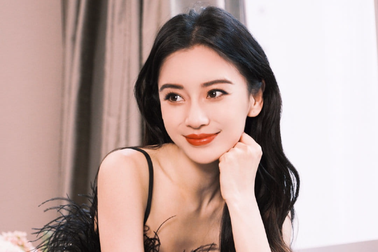 Vừa rục rịch trở lại, Angelababy lại đối mặt sóng gió thị phi mới
