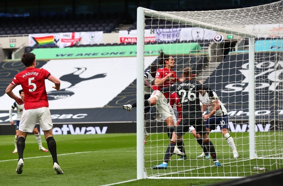Tottenham 1-3 Man Utd: Màn lội ngược dòng phục hận tuyệt vời - 4 Tottenham 1-3 Man Utd: Màn lội ngược dòng phục hận tuyệt vời - 4