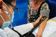 Tranh cãi quanh viện phí mới: Chất lượng dịch vụ y tế thấp do đâu?