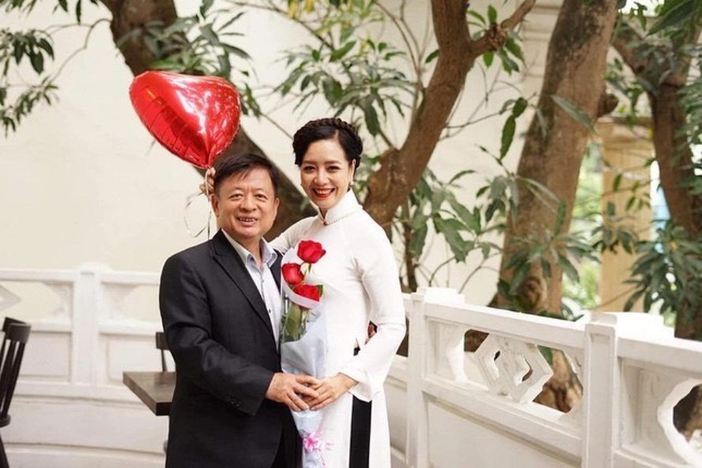 NSƯT Chiều Xuân - Đỗ Hồng Quân và những cặp đôi hạnh phúc dài lâu - 2 NSƯT Chiều Xuân - Đỗ Hồng Quân và những cặp đôi hạnh phúc dài lâu - 2
