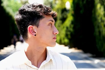 Cựu sinh viên Harvard bỏ việc lương "khủng", chỉ ra mặt trái của thành công