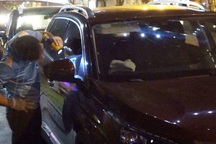 Xác minh vụ đập cửa kính ô tô rồi trộm 600 triệu đồng