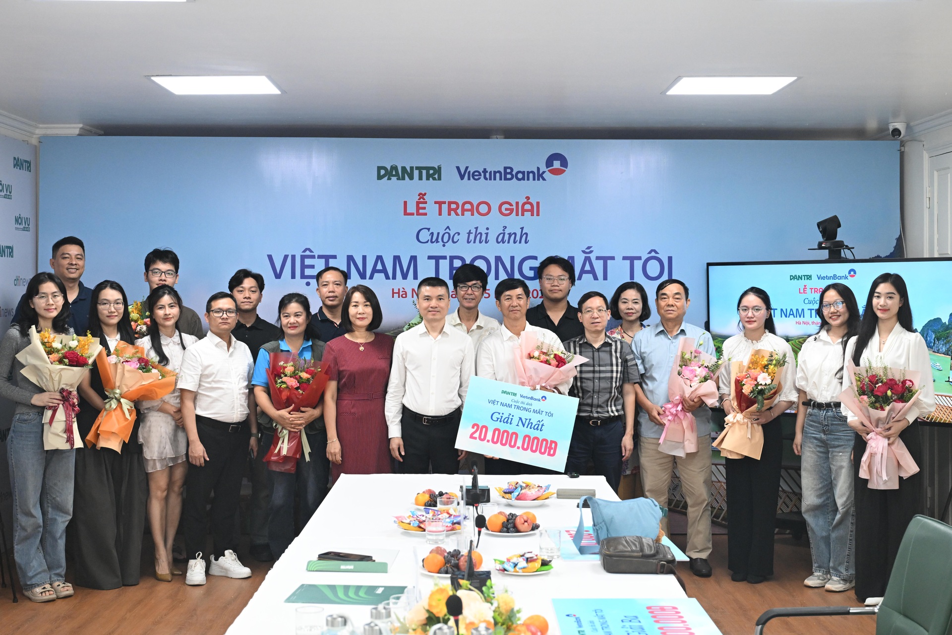 Trao giải cuộc thi ảnh Việt Nam trong mắt tôi, lan tỏa góc nhìn đẹp về đất nước - 20 Trao giải cuộc thi ảnh Việt Nam trong mắt tôi, lan tỏa góc nhìn đẹp về đất nước - 20
