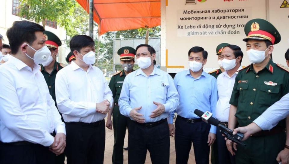 Thủ tướng: Một mình Bắc Giang không thể chống đỡ được dịch bệnh! - 3 Thủ tướng: Một mình Bắc Giang không thể chống đỡ được dịch bệnh! - 3