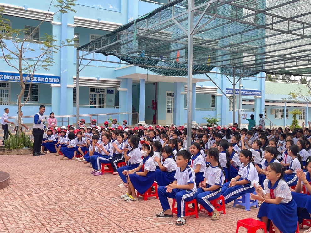 Honda Việt Nam tuyên dương các HEAD đào tạo an toàn giao thông xuất sắc quý III - 3 Honda Việt Nam tuyên dương các HEAD đào tạo an toàn giao thông xuất sắc quý III - 3