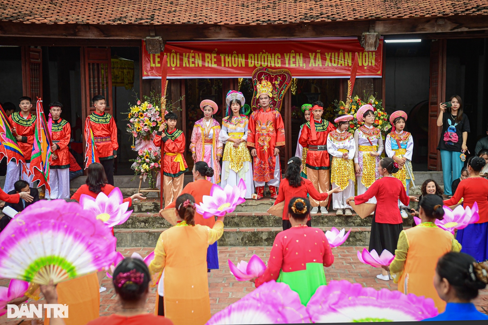 Độc lạ hội thi câu ếch, bắt lươn... để kén rể cho thiếu nữ ở Hà Nội - 14 Độc lạ hội thi câu ếch, bắt lươn... để kén rể cho thiếu nữ ở Hà Nội - 14