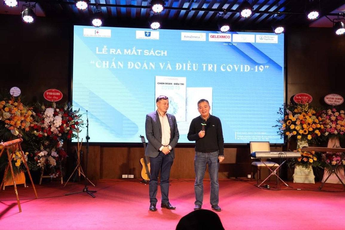 Bác sĩ Hoàng Bùi Hải: Cố gắng thêm một chút để nhiều người được hưởng lợi - 4 Bác sĩ Hoàng Bùi Hải: Cố gắng thêm một chút để nhiều người được hưởng lợi - 4