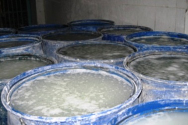 Tẩy trắng bún bằng hóa chất độc hại 