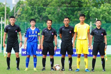 Một trọng tài thổi liền 4 trận của 1 đội tại giải U17 quốc gia