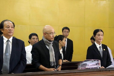 Tòa tuyên giao toàn bộ cổ phần Trung Nguyên cho ông Đặng Lê Nguyên Vũ