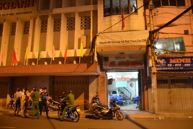 Thi thể Việt kiều phân hủy trong căn nhà 4 tầng