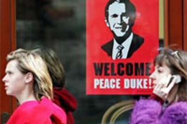 Bush đề nghị Putin hợp tác với các nước Baltic