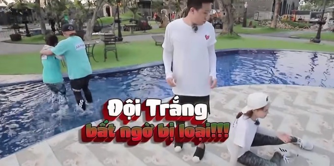 Loạt khoảnh khắc nghiệp quật của Chạy đi chờ chi: BB Trần chăm chỉ chơi dơ quá nên phải trả nghiệp nhiều nhất - Ảnh 15. Loạt khoảnh khắc nghiệp quật của Chạy đi chờ chi: BB Trần chăm chỉ chơi dơ quá nên phải trả nghiệp nhiều nhất - Ảnh 15.