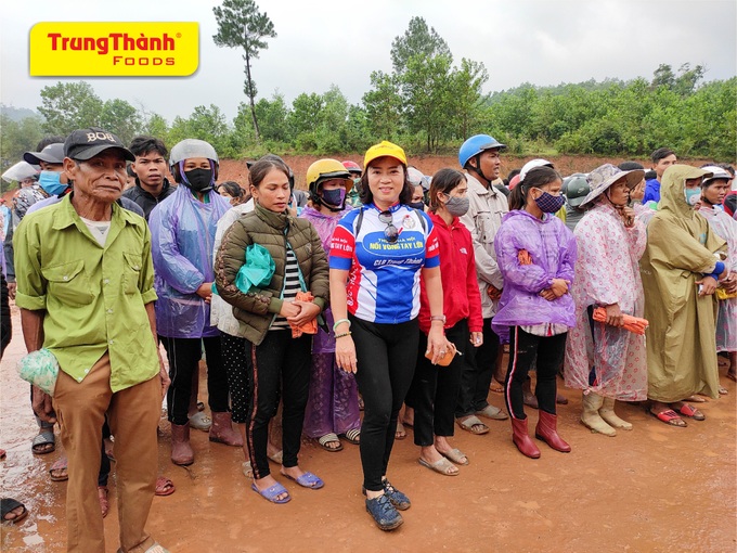 Công ty TrungThành hướng về đồng bào miền Trung ruột thịt - Ảnh 5. Công ty TrungThành hướng về đồng bào miền Trung ruột thịt - Ảnh 5.