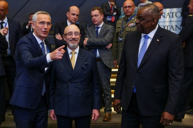 NATO bất đồng về kế hoạch quy mô lớn phòng thủ trước Nga