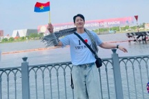 Khách Hàn Quốc nói điều gây bất ngờ sau khi dậy 4h sáng để xem duyệt binh