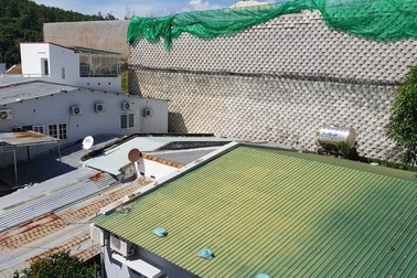 Vụ “tường thành khủng”: Nóng “cuộc chiến” giữa Sở Xây dựng và chủ đầu tư