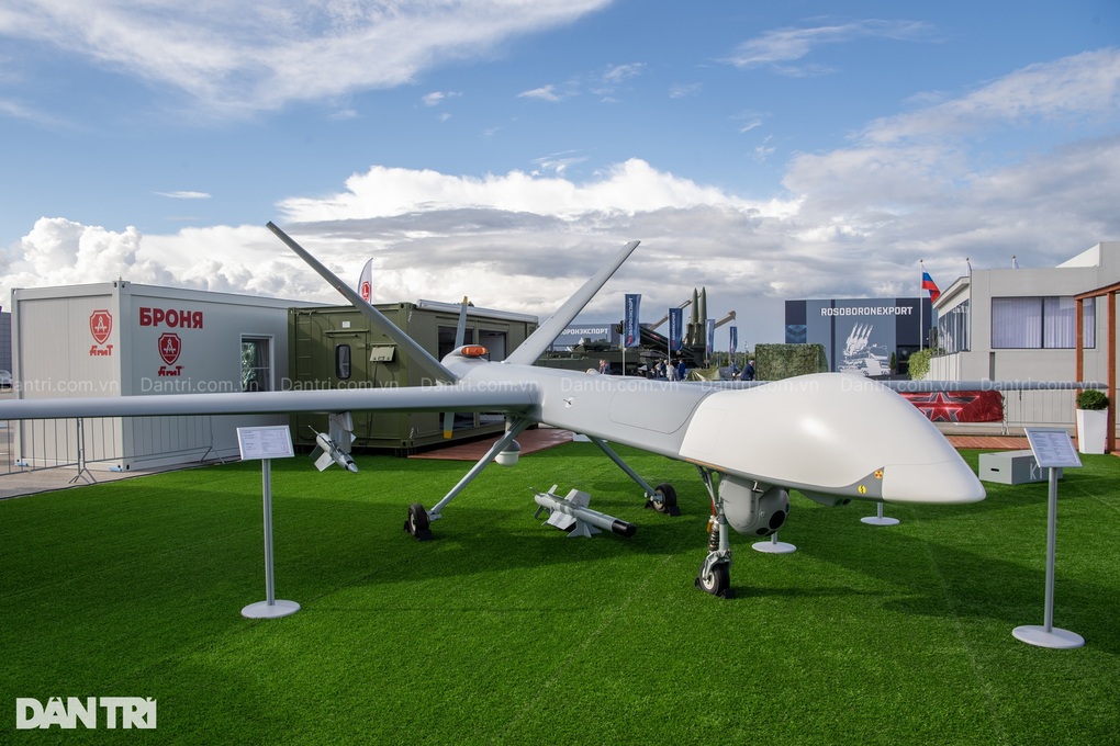 Siêu UAV Nga tái xuất, diệt tăng của Ukraine - 1 Siêu UAV Nga tái xuất, diệt tăng của Ukraine - 1