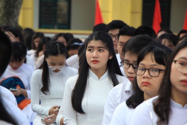 Chủ tịch nước Trần Đại Quang: “Đổi mới dạy học theo hướng hiện đại, giúp học sinh phát triển tư duy, sáng tạo”