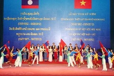 Quan hệ đặc biệt Việt Nam-Lào là tài sản vô giá