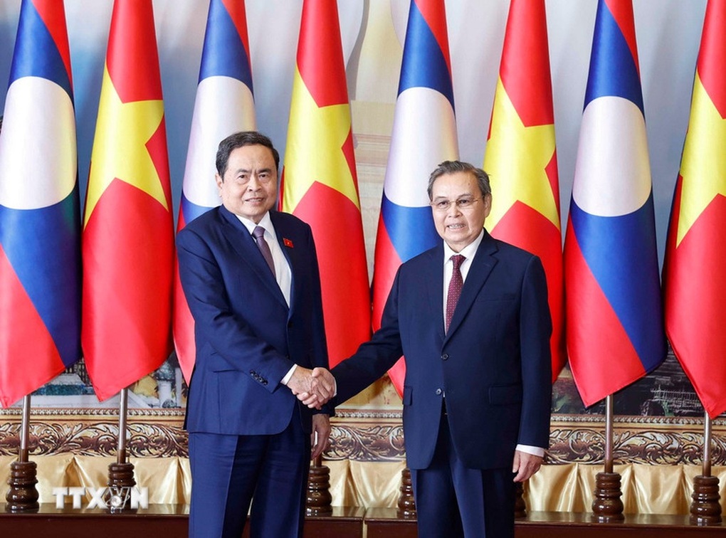 Chủ tịch Quốc hội Trần Thanh Mẫn hội kiến Chủ tịch Quốc hội Lào - 1