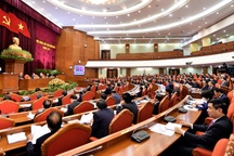Trung ương nghe giải trình của Bộ Chính trị về các văn kiện Đại hội Đảng