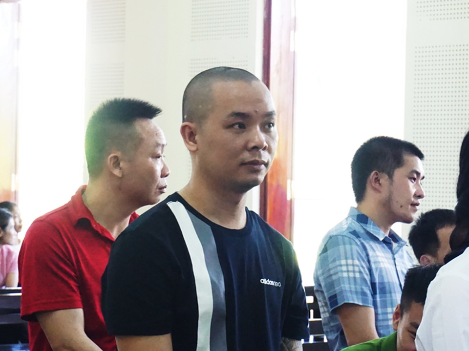 Xét xử cựu thiếu tá công an tham gia đường dây ma túy “khủng” - 2 Xét xử cựu thiếu tá công an tham gia đường dây ma túy “khủng” - 2