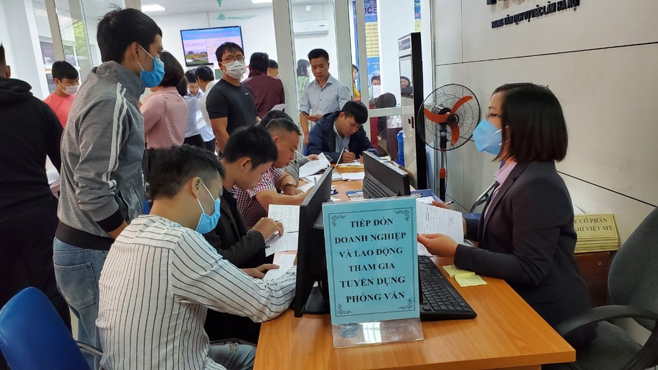 Phiên GDVL tháng 4: Gần 440 việc làm có mức lương trên 15 triệu đồng/tháng - 1 Phiên GDVL tháng 4: Gần 440 việc làm có mức lương trên 15 triệu đồng/tháng - 1