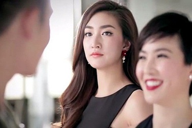 Chàng kĩ sư trẻ và cuộc tình không đường lui với quý bà cao tay