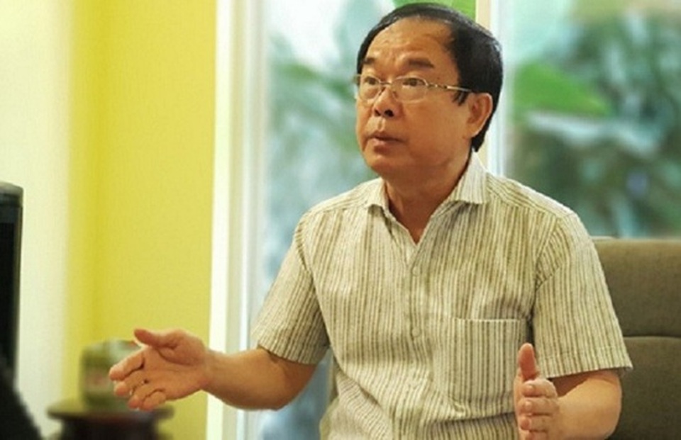 Nữ bị cáo khiến ông Nguyễn Thành Tài ngã ngựa từ chối 3 luật sư - 1 Nữ bị cáo khiến ông Nguyễn Thành Tài ngã ngựa từ chối 3 luật sư - 1