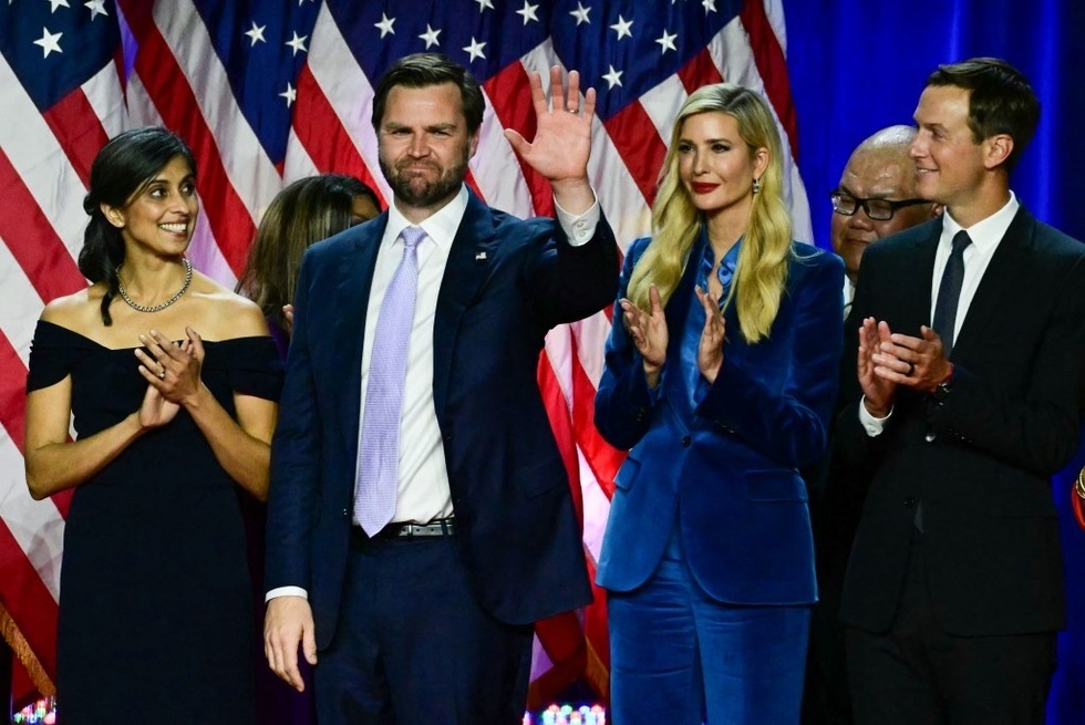 Điều chưa biết về ái nữ tài năng, đẹp như siêu mẫu của ông Donald Trump - 7 Điều chưa biết về ái nữ tài năng, đẹp như siêu mẫu của ông Donald Trump - 7